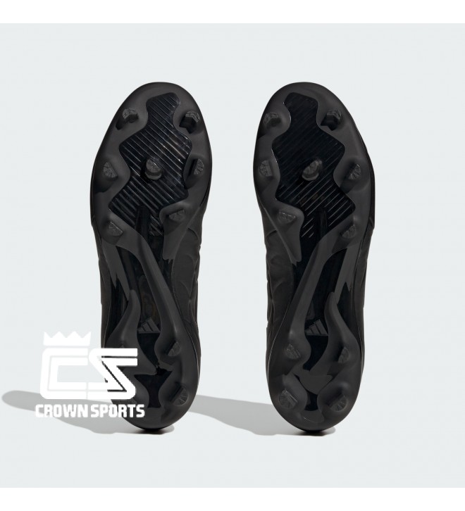 FOOTWEAR